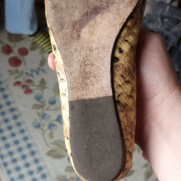Tory Burch Cream and Brown Flats with Tassel Detail - Picture 9 of 16